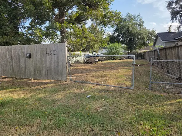 4614 Weaver Road, Houston, TX 77016