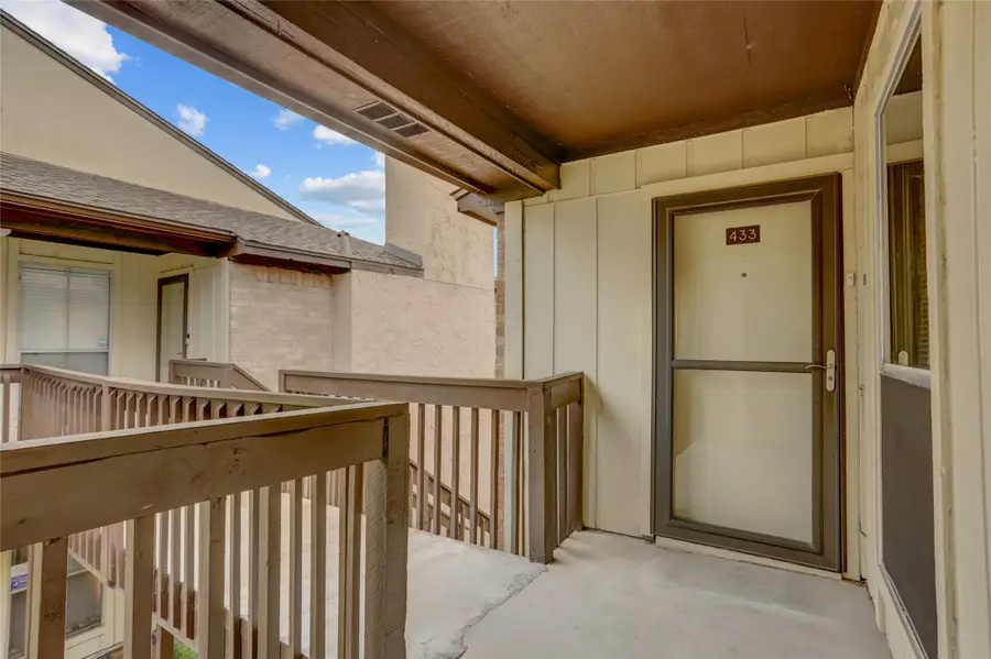 1500 Bay Area Boulevard #433, Houston, TX 77058 - Image #2