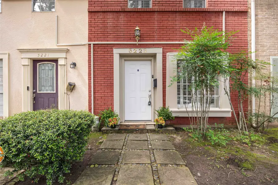 5223 Arboles Drive, Houston, TX 77035 - #3