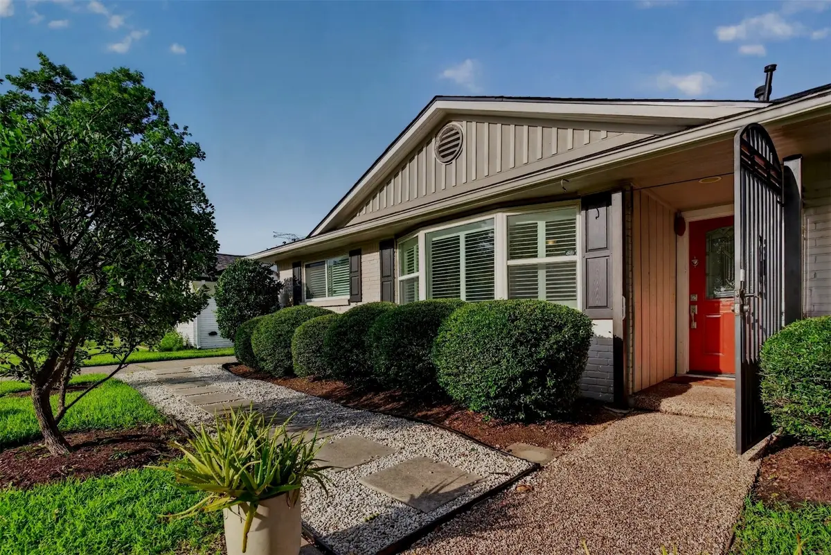 10303 Greenwillow Drive, Houston, TX 77035 - #1