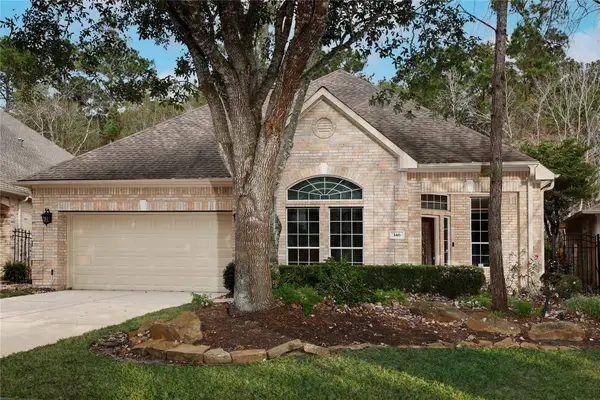 146 E Northcastle Circle, The Woodlands, TX 77384