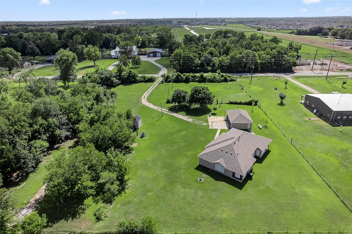 329 Gou Hole, Cove, TX 77523 - #1