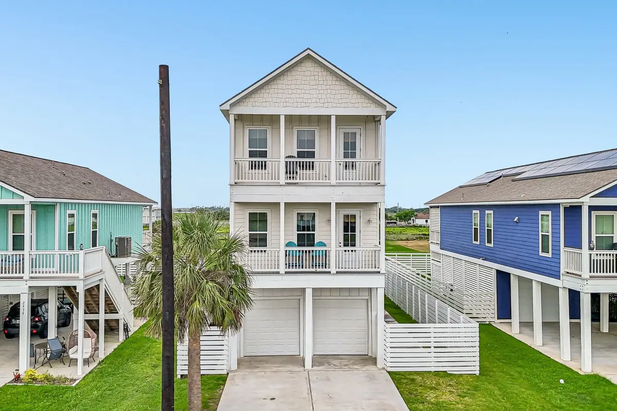 2435 103rd Street, Galveston, TX 77554 - #1