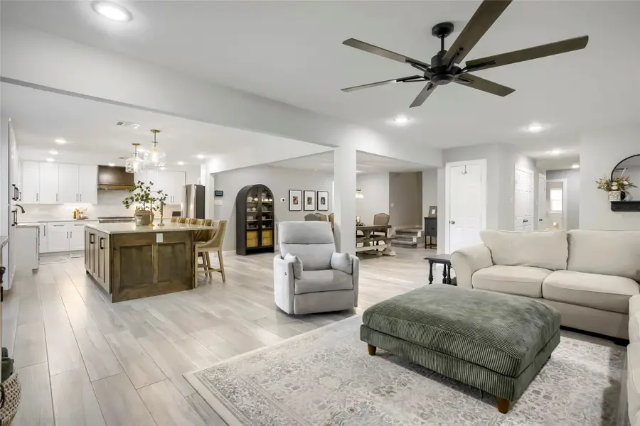 9214 Bintliff Drive, Houston, TX 77074 - #3