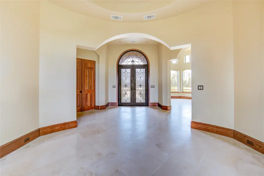 903 Chenango Drive, Angleton, TX 77515 - Image #3