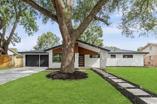 5438 Wigton Drive, Houston, TX 77096