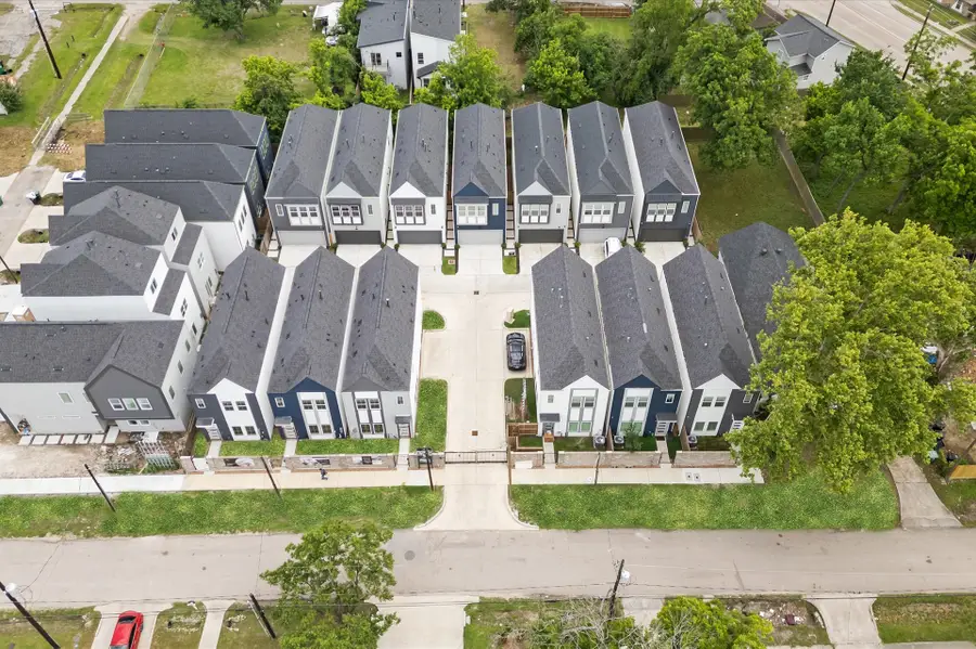 332 Neyland Street, Houston, TX 77022 - #3