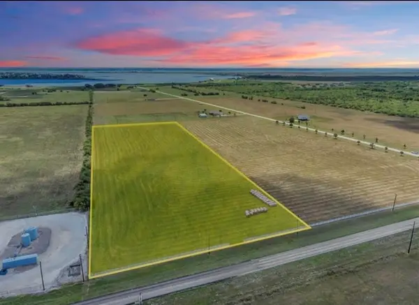 21869 Sunrise Bay Drive, Port Lavaca, TX 77979