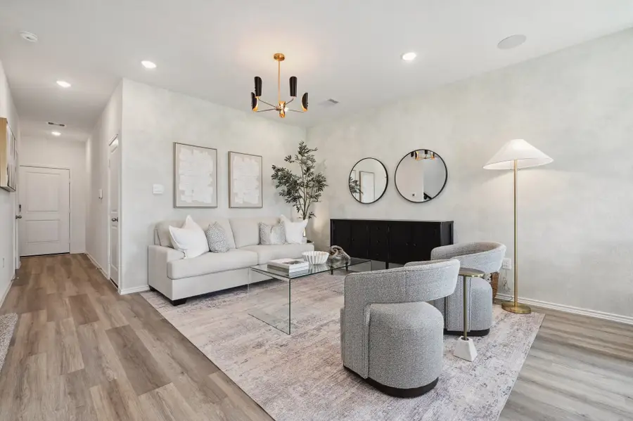 951 Moon Drop Lane, Houston, TX 77090 - Image #2