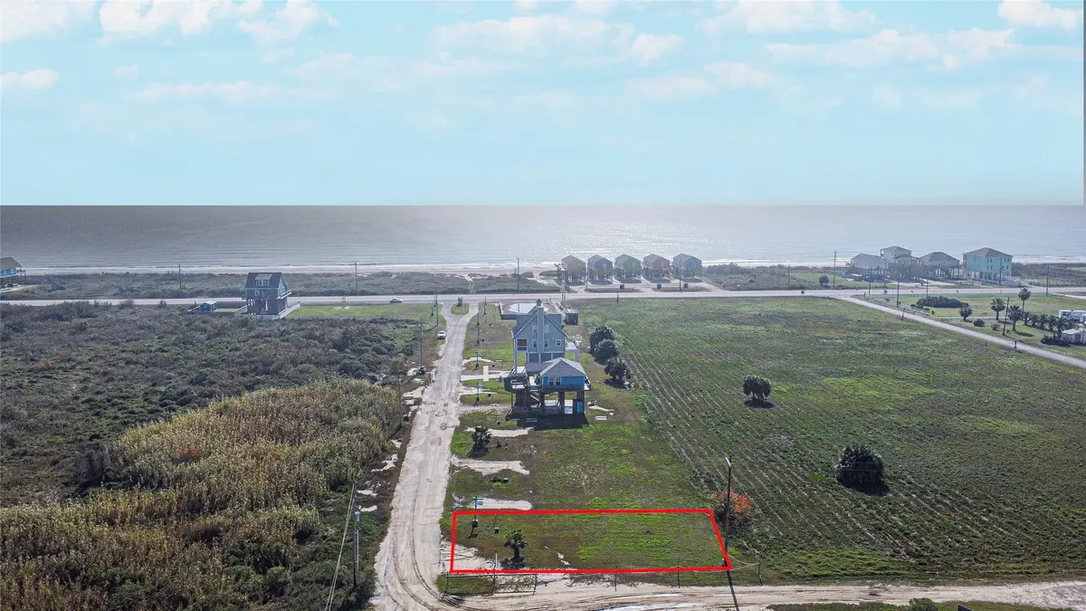 1043 Brighton Jones Boulevard, Gilchrist, TX 77617 - #1