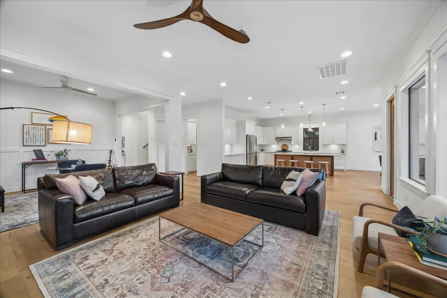 1010 W 42nd Street, Houston, TX 77018 - #3