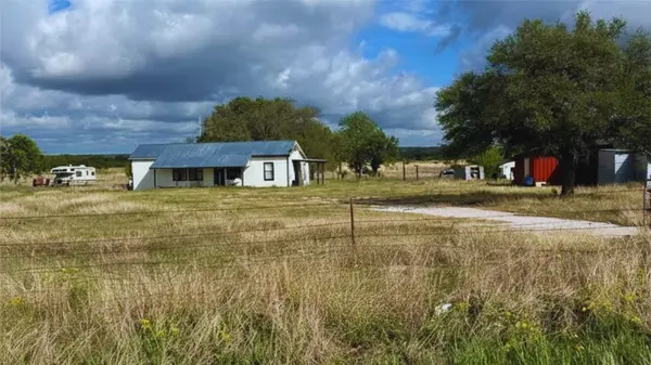718 E Fm 243, Bertram, TX 78605