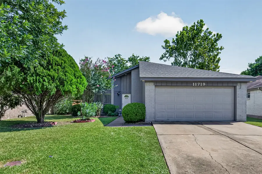11719 Acadian Drive, Houston, TX 77099 - #2
