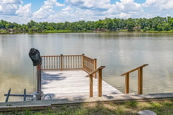792 E Taylor Lake Circle, Livingston, TX 77351