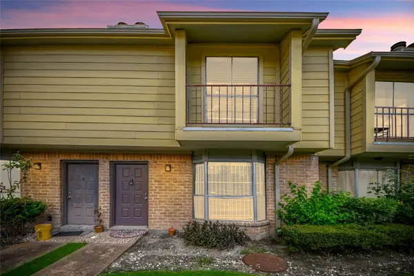 9350 Country Creek Drive #5, Houston, TX 77036