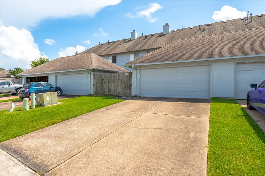 1289 El Camino Village Drive, Webster, TX 77058 - #3