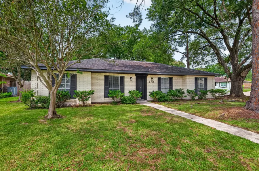 402 Christina Lane, Friendswood, TX 77546 - #3