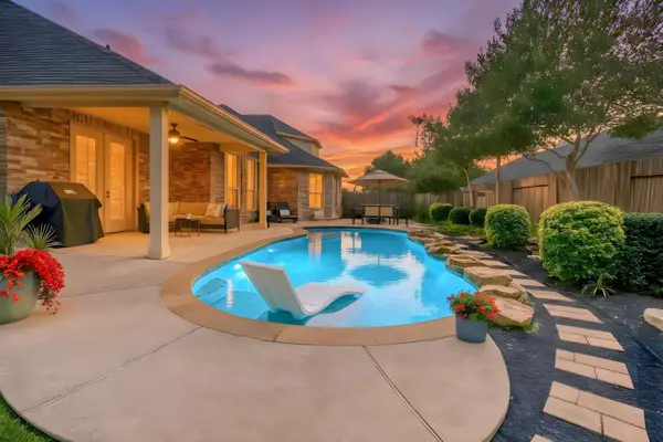 3422 Walker Falls Lane, Fulshear, TX 77441