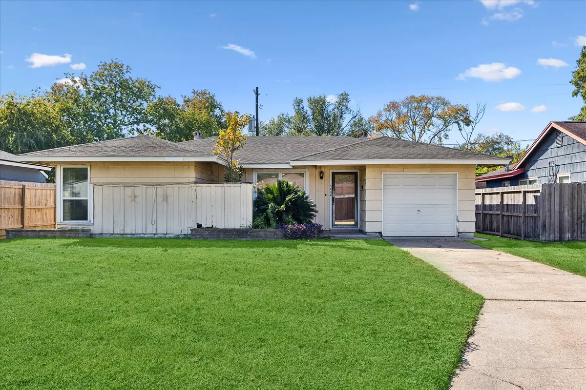 3808 Dumbarton Road, Pasadena, TX 77503 - Image #1