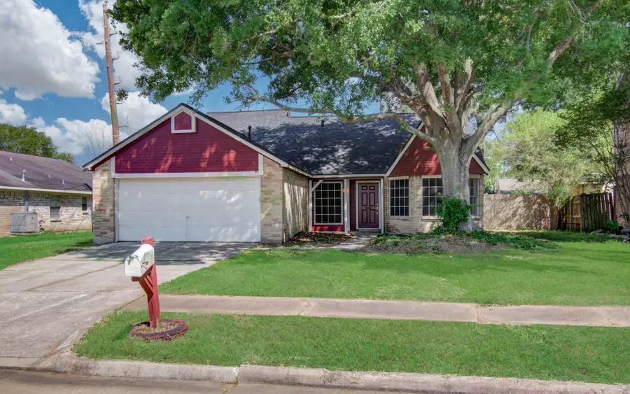20207 Misty Pines Drive, Humble, TX 77346 - Image #2