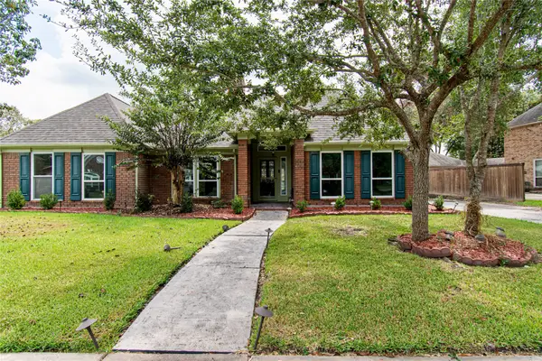 11727 Mighty Redwood Drive, Pasadena, TX 77059