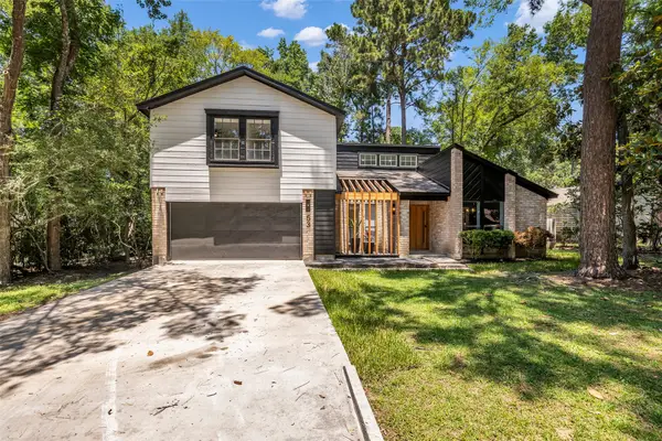 53 E Torchpine Circle, The Woodlands, TX 77381