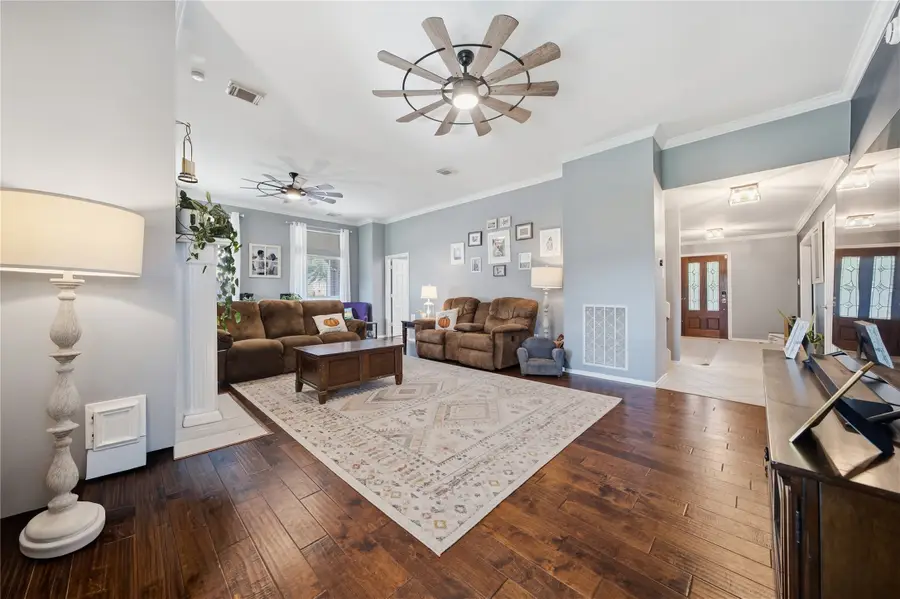 405 Regency Court, Friendswood, TX 77546 - #3