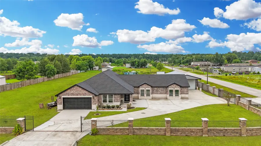 158 County Road 3550, Cleveland, TX 77327 - Image #2