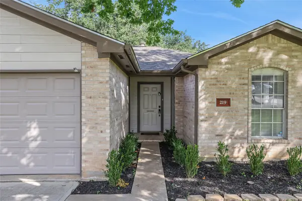 219 Cape Conroe Drive, Montgomery, TX 77356
