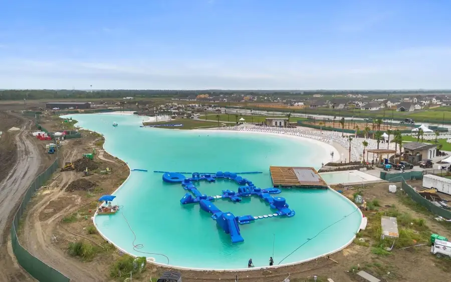 1013 S Oakhurst Drive, Dayton, TX 77535 - #3