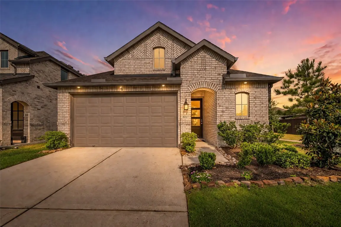 16327 Tawny Emperor Drive, Humble, TX 77346 - #1