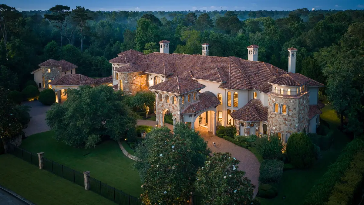 66 Hallbrook Way, The Woodlands, TX 77389 - #1