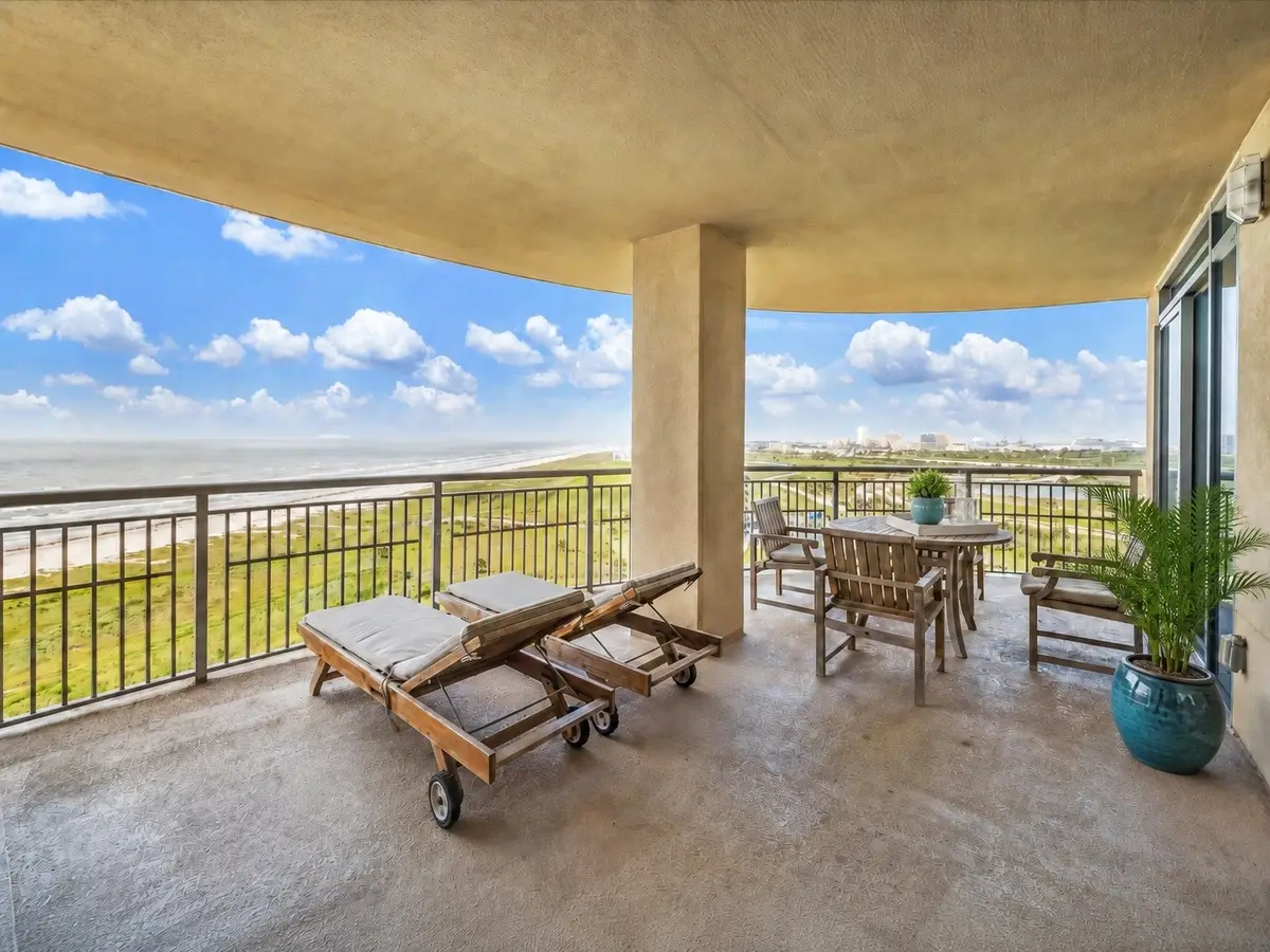 801 E Beach Drive #TW1010, Galveston, TX 77550 - #1