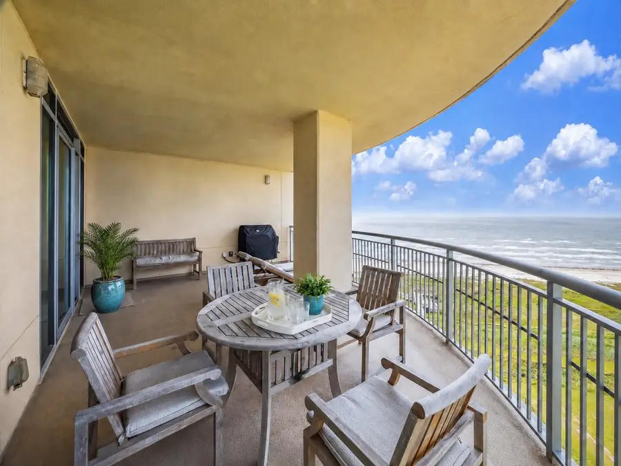 801 E Beach Drive #TW1010, Galveston, TX 77550 - #2