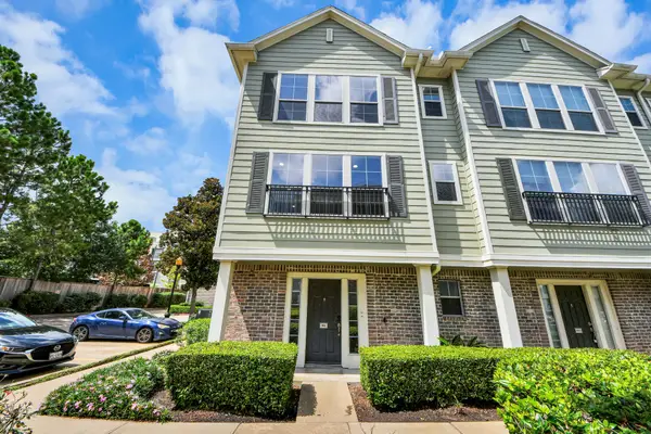 3001 Murworth Drive #904, Houston, TX 77025