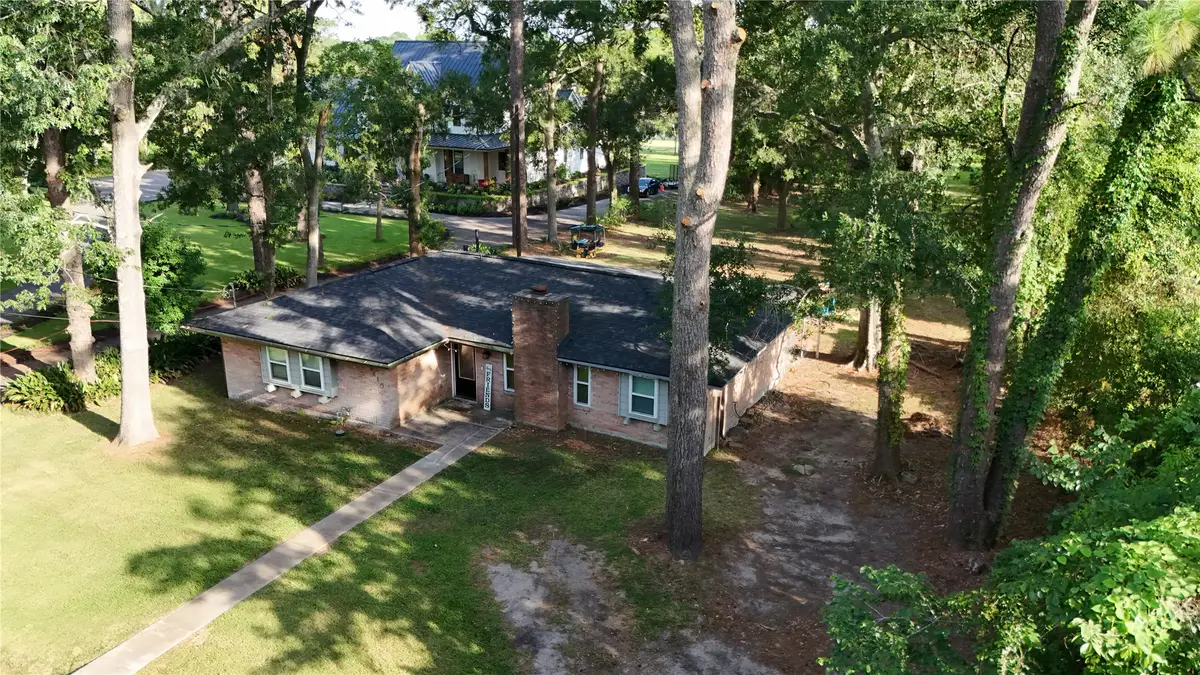 4810 Park Avenue, Dickinson, TX 77539 - #1