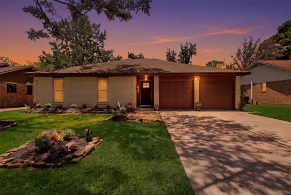 21327 Glenbranch Drive, Spring, TX 77388