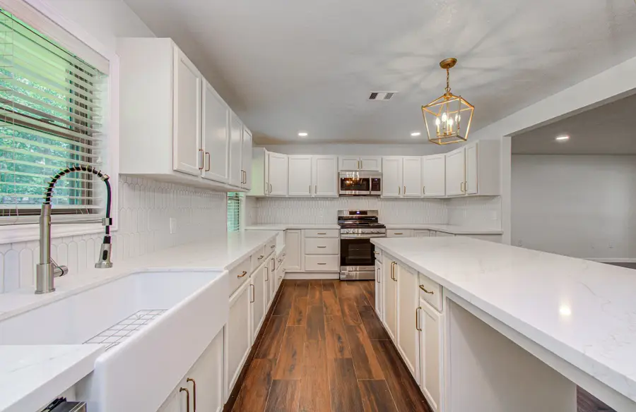 6930 Oak Bend Drive, Alvin, TX 77511 - #3