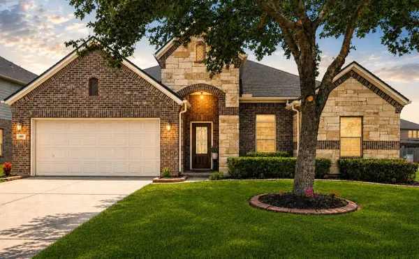 298 West Fork Drive, League City, TX 77573