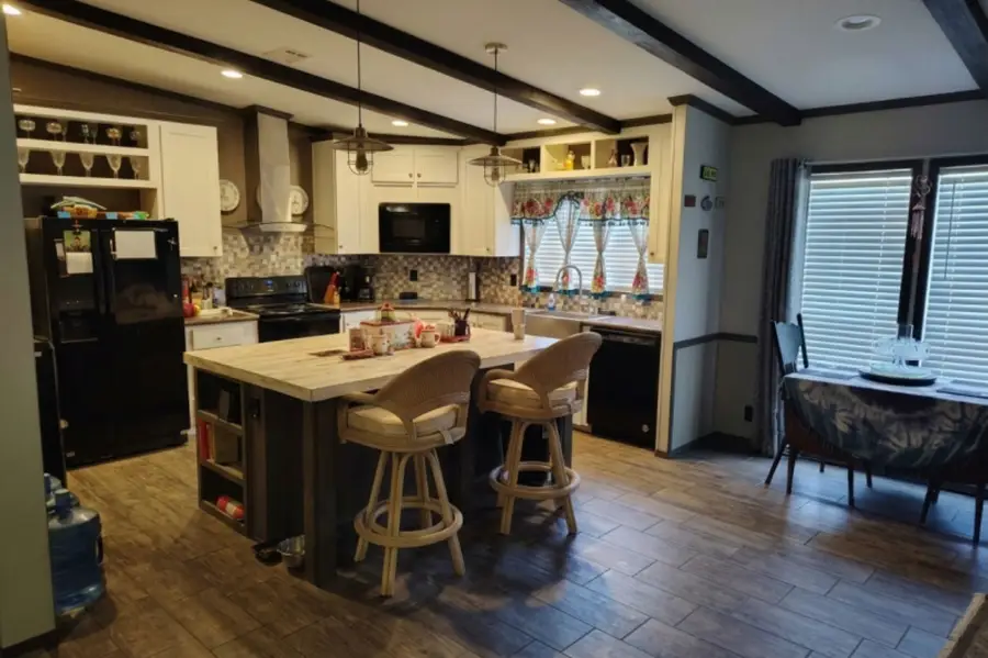 505 Locke Street, Woodsboro, TX 78393 - #3