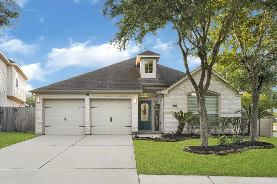 3201 Rock Brook Falls Lane, League City, TX 77573 - #2