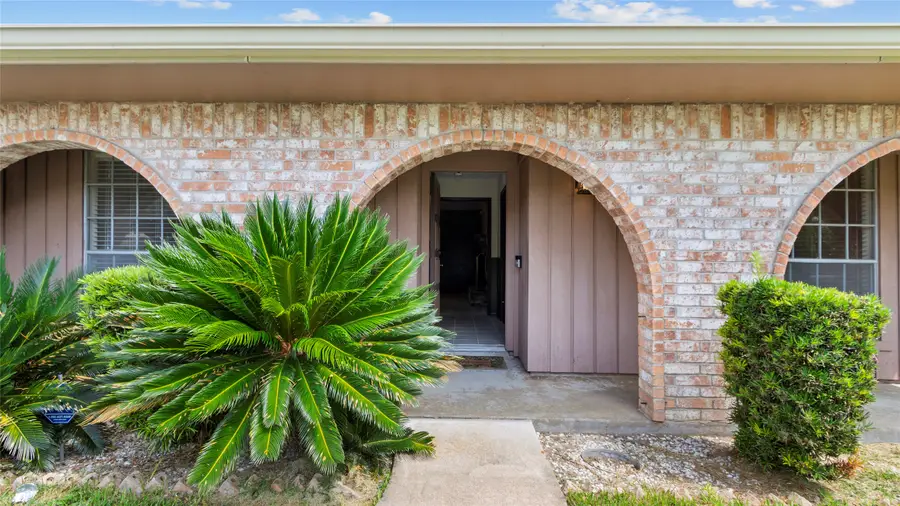 10507 Huntington Way Drive, Houston, TX 77099 - #3