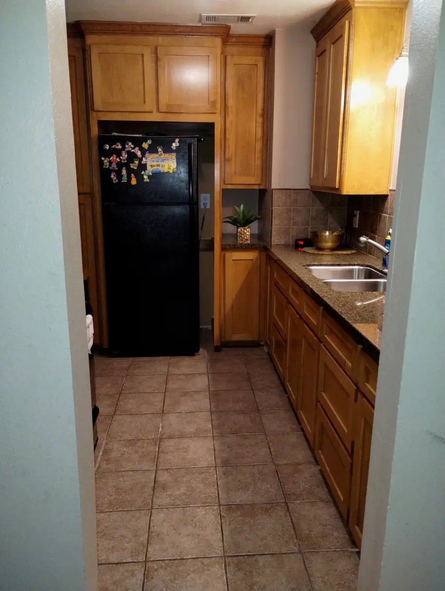 206 Camellia Street, Lake Jackson, TX 77566 - #2