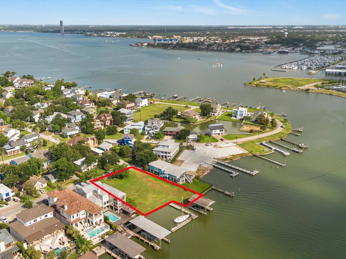 203 Blue Point Road, Clear Lake Shores, TX 77565 - #1
