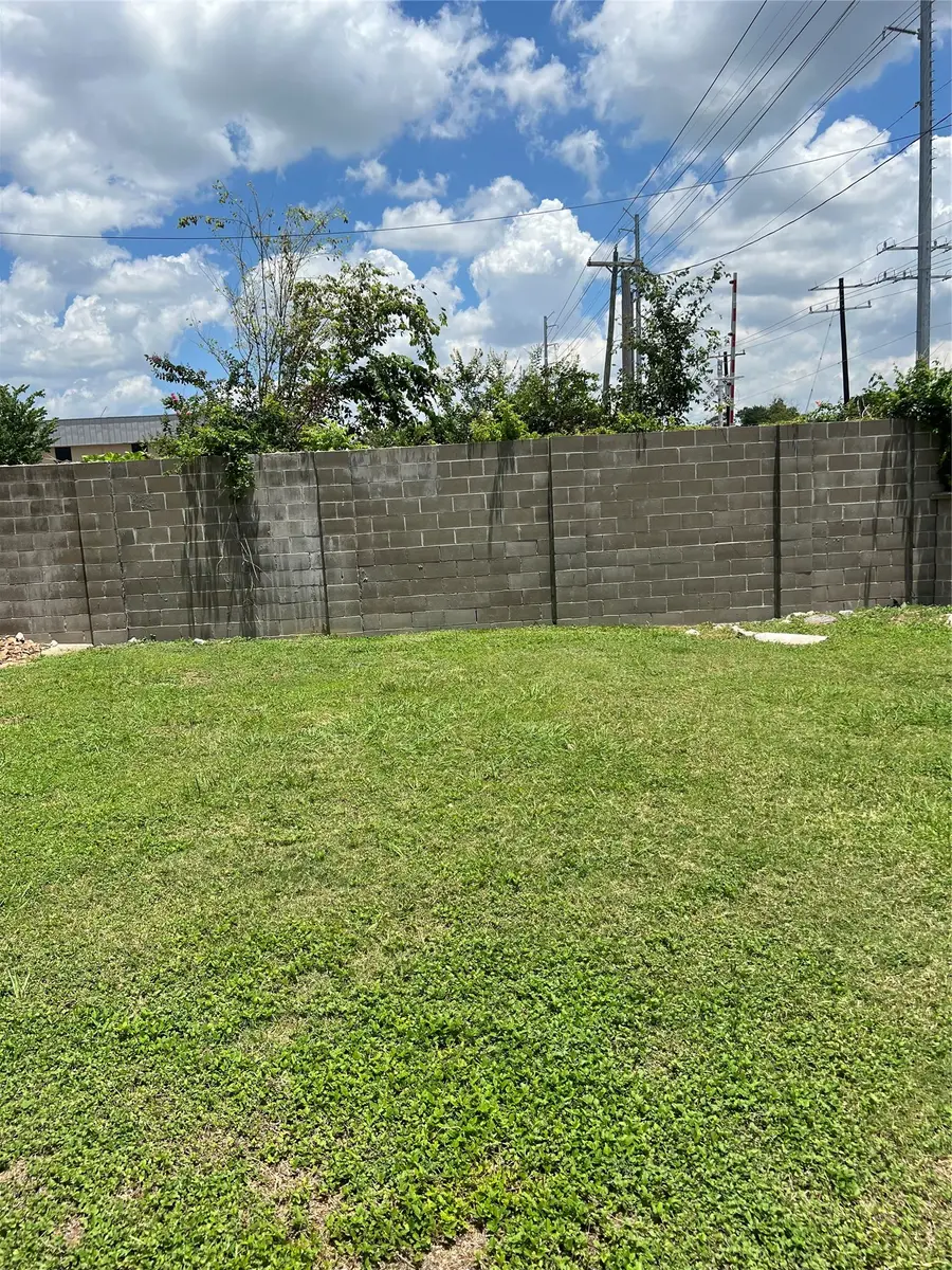 2102 Oatfield Drive, Houston, TX 77018 - #2