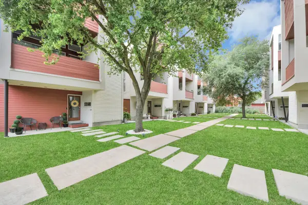 1113 W 17th Street, Houston, TX 77008