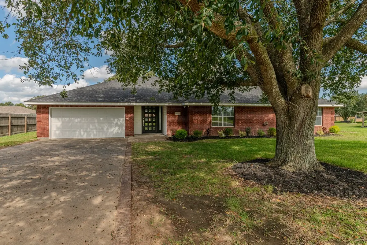9008 Oak Vista, Orange, TX 77630 - #1