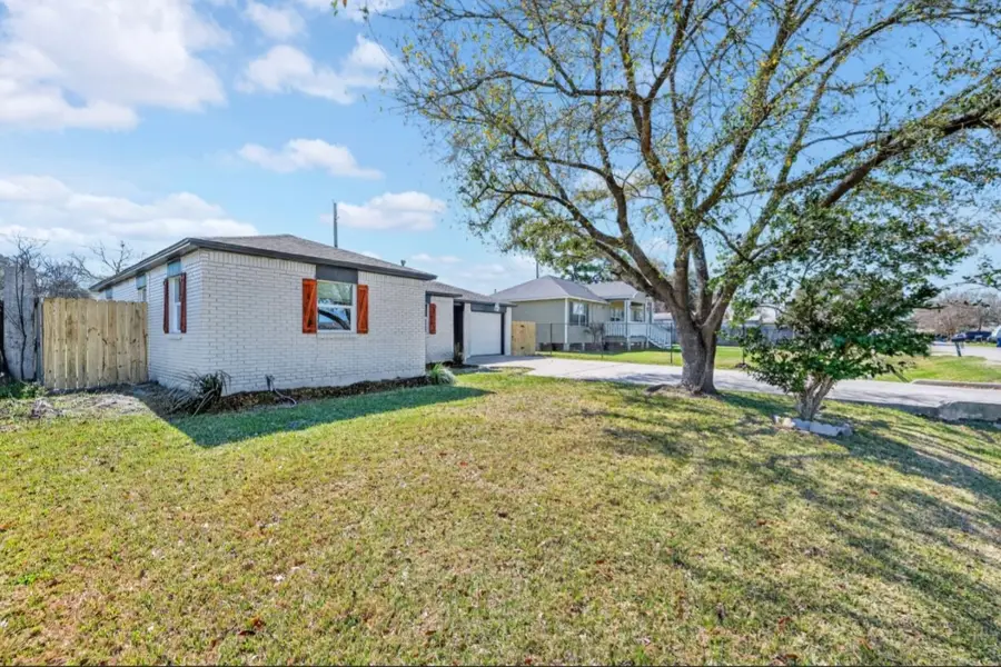 16034 Clearmeadow Street, Channelview, TX 77530 - #3