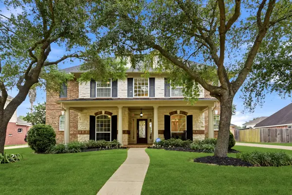 2905 Green Forest Lane, Pearland, TX 77581