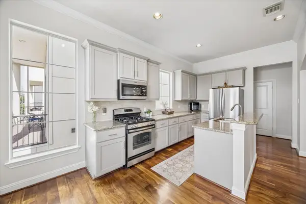 5610 Kiam Street #F, Houston, TX 77007